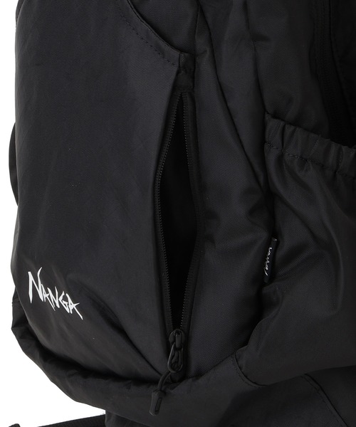 NANGA(ナンガ)の「ECOPAK UR BACKPACK/エコパック UR バックパック(バックパック/リュック・メンズ・ブラック/オリーブ・FREE)」の10枚目の写真