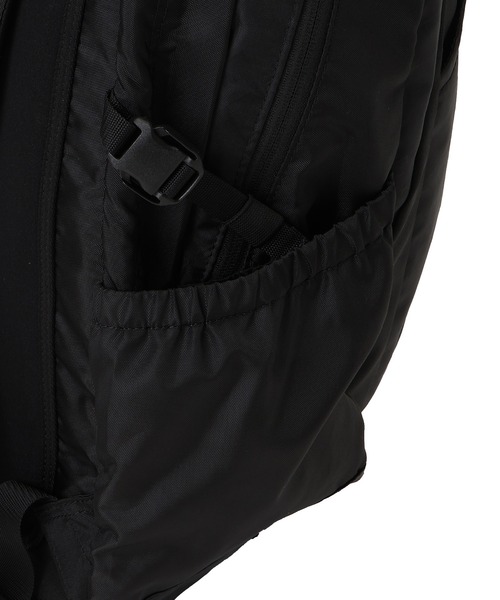 NANGA(ナンガ)の「ECOPAK UR BACKPACK/エコパック UR バックパック(バックパック/リュック・メンズ・ブラック/オリーブ・FREE)」の15枚目の写真