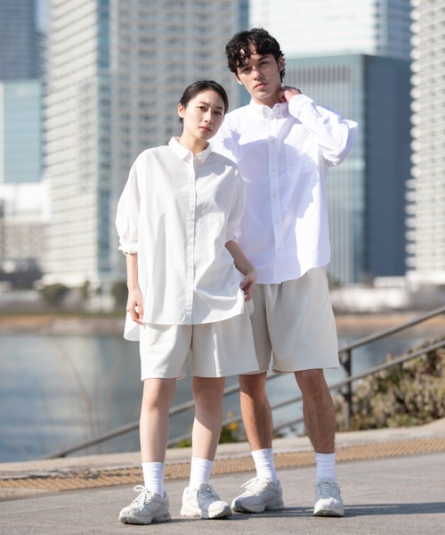 UNDER ARMOUR(アンダーアーマー)の「【ZOZOTOWN販路限定】UAオーバーサイズ ショーツ(ライフスタイル/メンズ/レディース)(その他パンツ・メンズ・ベージュ・2XL/M/L/S/XL/3XL)」の2枚目の写真