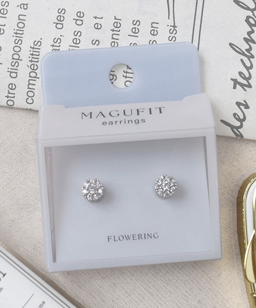 Flowering（フラワーリング）の「【MAGUFIT】ラウンドパヴェ/スター/マグネットイヤリング（イヤリング・レディース・シルバー/ゴールド系1/ゴールド/シルバー系1/ホワイト/ゴールド系2/ピンクゴールド・FREE）」の3枚目の写真