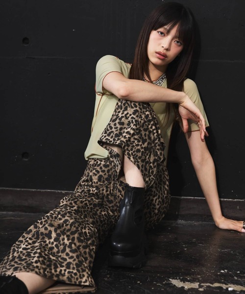 DIP IN CHOCOLATE(ディップインチョコレート)の「レオパードワイドパンツ【DIP IN CHOCOLATE】(その他パンツ・レディース・ベージュ/ブラウン・F)」の8枚目の写真