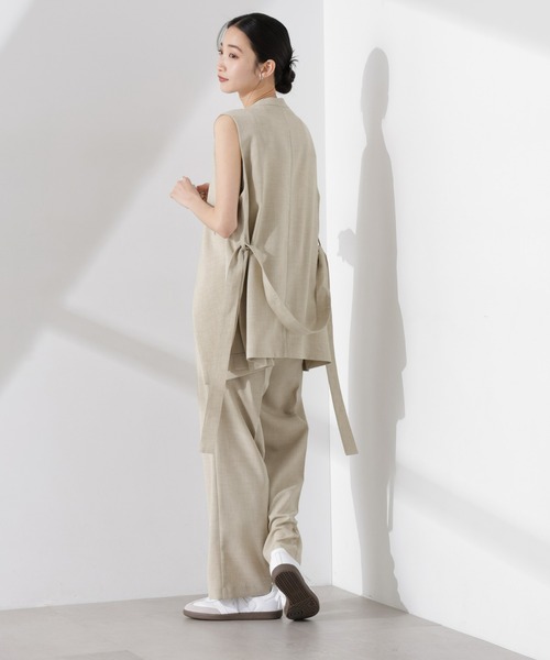 NANO universe（ナノユニバース）の「多機能素材ジレ(セットアップ可)（ノーカラージャケット・レディース・ライトグレー/ダークネイビー/ベージュ・FREE）」の16枚目の写真