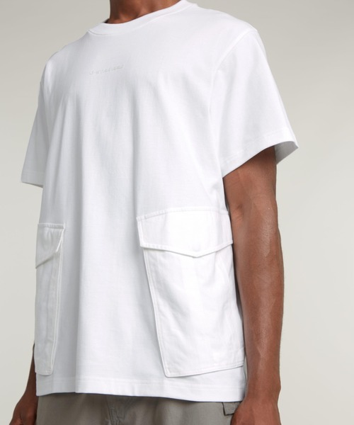 G-STAR（ジースター）の「ROVIC LOOSE T-SHIRT/フロントポケットオーバーサイズルーズTシャツ（Tシャツ/カットソー・メンズ・ダークブラック/ホワイト・SMALL/MEDIUM/LARGE/X-LARGE/X-SMALL）」の2枚目の写真