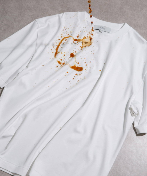 URBAN RESEARCH ROSSO MEN(アーバンリサーチロッソメン)の「『XLサイズあり』『UR TECH』防汚加工 リラックスクルーネックTシャツ(Tシャツ/カットソー・メンズ・ホワイト/ブラック/ネイビー/ライトグレー・MEDIUM/LARGE/X-LARGE/SMALL)」の22枚目の写真