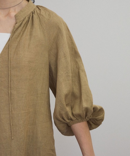 SALON adam et rope'（サロン アダム エ ロペ）の「【WEB限定】ヨーロピアンフラックスリネンワンピース［洗える］（ワンピース・レディース・ブラック/ベージュ/キナリ/ブルー系その他4・FREE）」の5枚目の写真