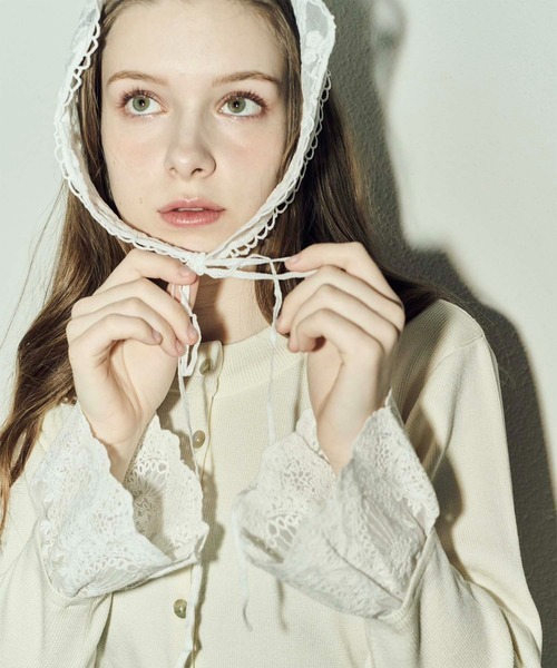 Luan（ルアン）の「【Luan】LACE DOCKING KNIT TOPS/レースカフ