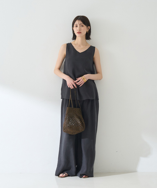 Rouge vif（ルージュヴィフ）の「【セットアップ対応】２WAYキュプラフィブリルノースリブラウス（シャツ/ブラウス・レディース・チャコールグレー/グレイッシュベージュ・フリー）」の15枚目の写真
