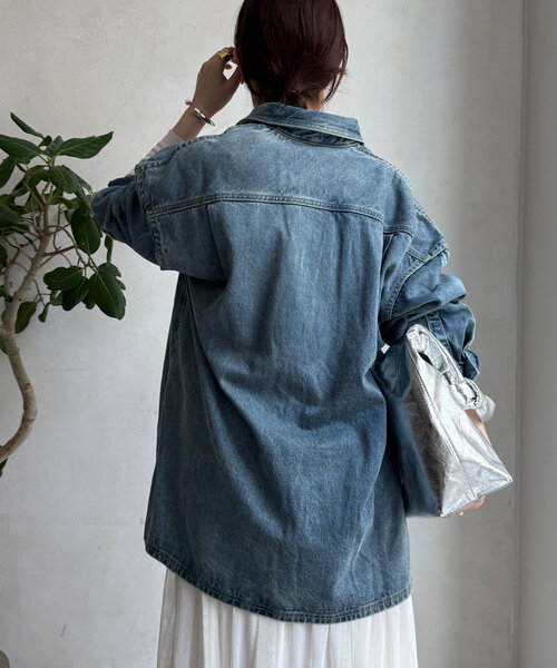 DouDou（ドゥドゥ）の「デニムオーバーチュニックシャツ（シャツ/ブラウス・レディース・ブルー系その他/ブルー・FREE）」の6枚目の写真