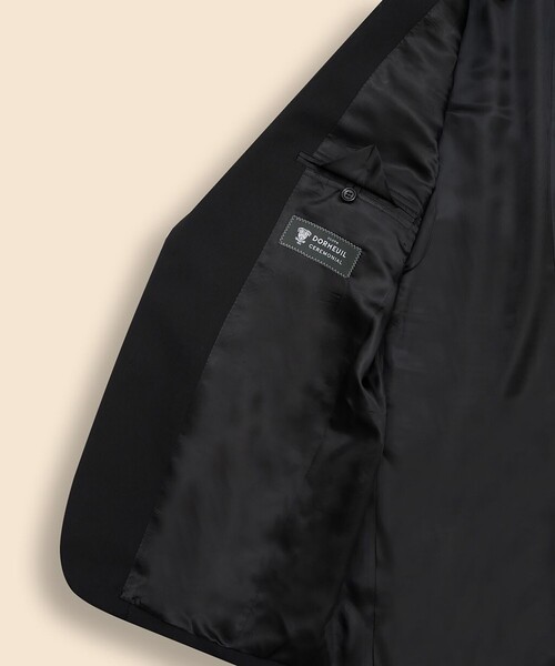 BROOKS BROTHERS(ブルックスブラザーズ)の「ウール フォーマル 2釦スーツ Classic(セットアップ・メンズ・ブラック・44REG/36SHT/37SHT/38SHT/39SHT/40SHT/42SHT)」の2枚目の写真