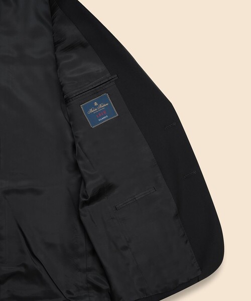 BROOKS BROTHERS(ブルックスブラザーズ)の「ウール フォーマル 2釦スーツ Classic(セットアップ・メンズ・ブラック・44REG/36SHT/37SHT/38SHT/39SHT/40SHT/42SHT)」の3枚目の写真