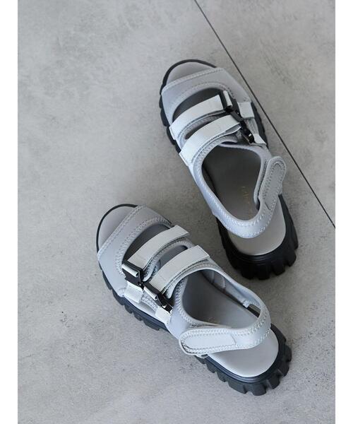 ehka sopo（エヘカソポ）の「スポーツサンダル（サンダル・レディース・グレー/オフホワイト/ブラック・L/M）」の4枚目の写真