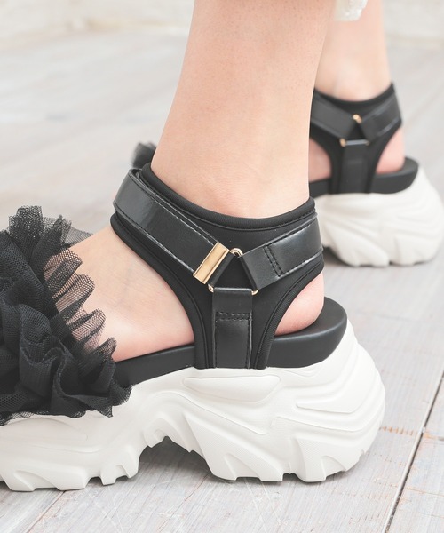 Honeys（ハニーズ）の「フリルスポーツサンダル（サンダル・レディース・ブラック/アイボリー/チャコール・L/LL/S/M）」の18枚目の写真