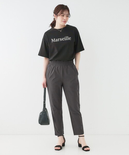 SHOO・LA・RUE(シューラルー)の「◆【洗える/S-LL/ひんやり】さらっとしたタッチが癖になる ストレッチテーパードパンツ(その他パンツ・レディース・ブラック/ベージュ/チャコールグレー・01/02/03/04)」の10枚目の写真