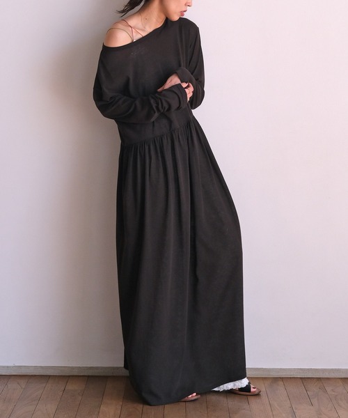 AKTE（アクテ）の「リラックスカットソーワンピース（ワンピース・レディース・ホワイト/ブラック/ブラウン・TALL/FREE）」の9枚目の写真