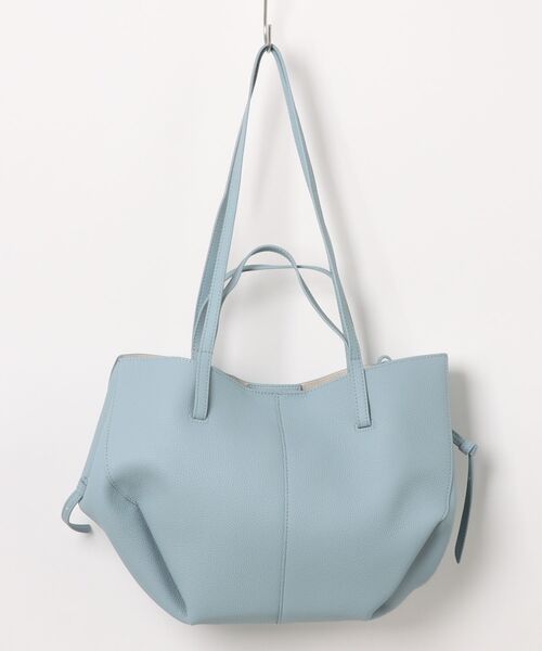 NiiNa（ニーナ）の「【 NiiNa / ニーナ 】高品質牛革 大容量 2way フレンチ トートバッグ（インナーポーチ付き）（トートバッグ・レディース・カーキ/ブラウン/ブラック/ダークブラウン/イエロー/ブルー・FREE）」の6枚目の写真