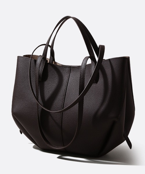 NiiNa（ニーナ）の「【 NiiNa / ニーナ 】高品質牛革 大容量 2way フレンチ トートバッグ（インナーポーチ付き）（トートバッグ・レディース・カーキ/ブラウン/ブラック/ダークブラウン/イエロー/ブルー・FREE）」の11枚目の写真