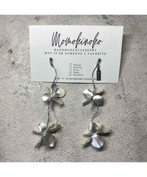 【MOMOKINOKO】フラワーピアス　ダブル(MA)