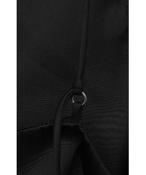 CLANE（クラネ）の「DRAPE SATIN CAMISOLE TOPS（キャミソール・レディース・ブラック/アイボリー/グリーン・1/2）」の5枚目の写真