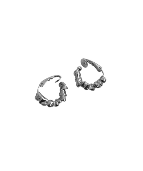 antiqua（アンティカ）の「ねじれイヤリング（イヤリング・レディース・ゴールド/シルバー・フリー）」の16枚目の写真