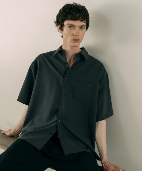 LURAKU（ルラク）の「【LURAKU】Half Sleeve Classic Collar Shirt / 半袖クラシックシャツ（シャツ/ブラウス・メンズ・チャコールグレー/ライトブルー/オフホワイト・M/L）」の13枚目の写真