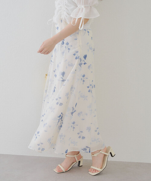Another Branch olive des olive(アナザーブランチオリーブデオリーブ)の「【SETUP対応】ぼかし花柄マーメイドスカート(スカート・レディース・ブラウン/グレー/ブルー・FREE)」の15枚目の写真
