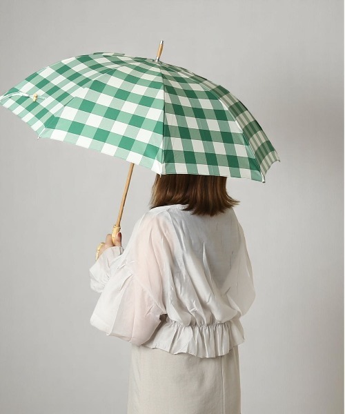 because（ビコーズ）の「because ビコーズ 晴雨兼用長傘（長傘・レディース・ブルー系その他/イエロー/ネイビー/イエロー系その他/ブラック系その他2/アイボリー/グレー/サックスブルー/ブラック/ベージュ系その他2/グレー系その他/ブルー系その他2/ベージュ系その他/ブラック系その他/グリーン・FREE）」の16枚目の写真