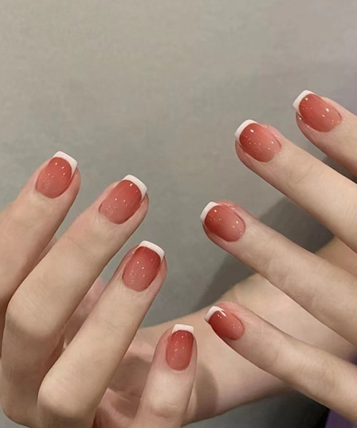 簡単にネイルチップハンドネイルチップラメワンポイントジェルネイル風