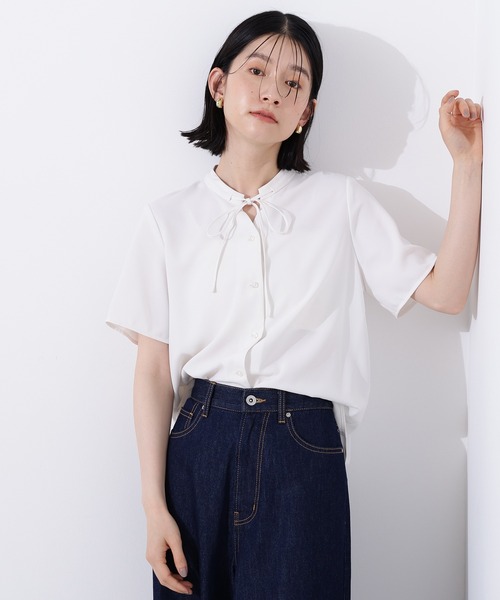 N.（N. Natural Beauty Basic）（エヌエヌナチュラルビューティーベーシック）の「ナローリボンタイブラウス（シャツ/ブラウス・レディース・オフホワイト/ライトグリーン/ベージュ・MEDIUM）」の8枚目の写真