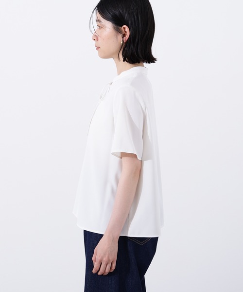 N.（N. Natural Beauty Basic）（エヌエヌナチュラルビューティーベーシック）の「ナローリボンタイブラウス（シャツ/ブラウス・レディース・オフホワイト/ライトグリーン/ベージュ・MEDIUM）」の12枚目の写真