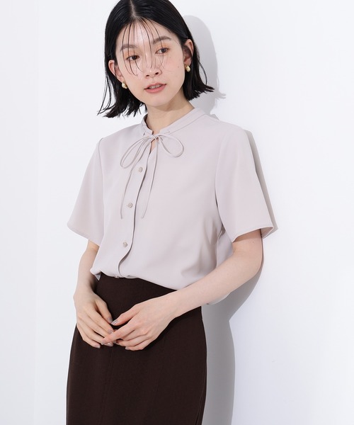 N.（N. Natural Beauty Basic）（エヌエヌナチュラルビューティーベーシック）の「ナローリボンタイブラウス（シャツ/ブラウス・レディース・オフホワイト/ライトグリーン/ベージュ・MEDIUM）」の19枚目の写真