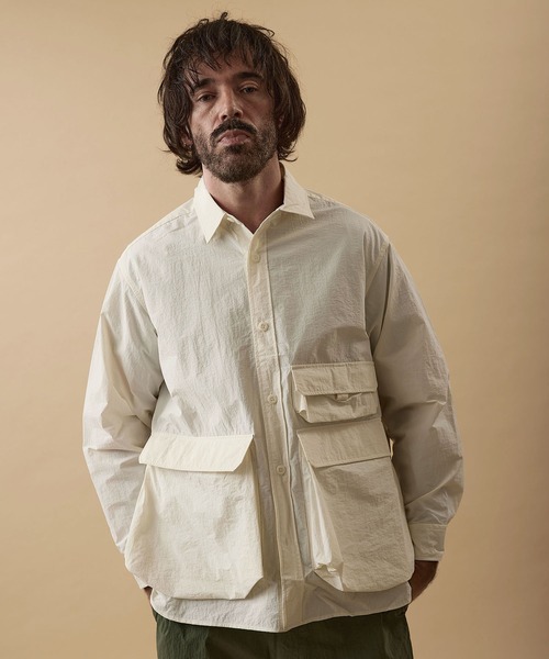 GORDON MILLER(ゴードンミラー)の「GORDON MILLER ライト テック ナイロン シャツ(シャツ/ブラウス・メンズ・ネイビー/ホワイト・0/1/2)」の1枚目の写真