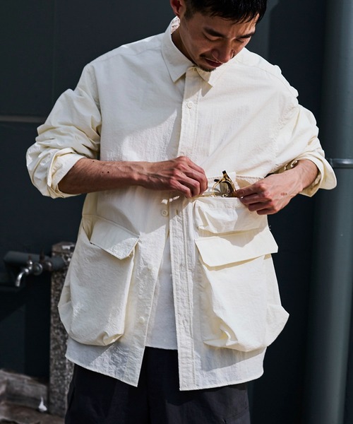 GORDON MILLER(ゴードンミラー)の「GORDON MILLER ライト テック ナイロン シャツ(シャツ/ブラウス・メンズ・ネイビー/ホワイト・0/1/2)」の5枚目の写真