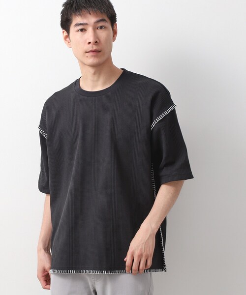 THE SHOP TK (ザ ショップ ティーケー )の「ステッチ刺繍半袖Tシャツ ビックシルエット(Tシャツ/カットソー・メンズ・オフホワイト/ブラック・02/03/04)」の2枚目の写真