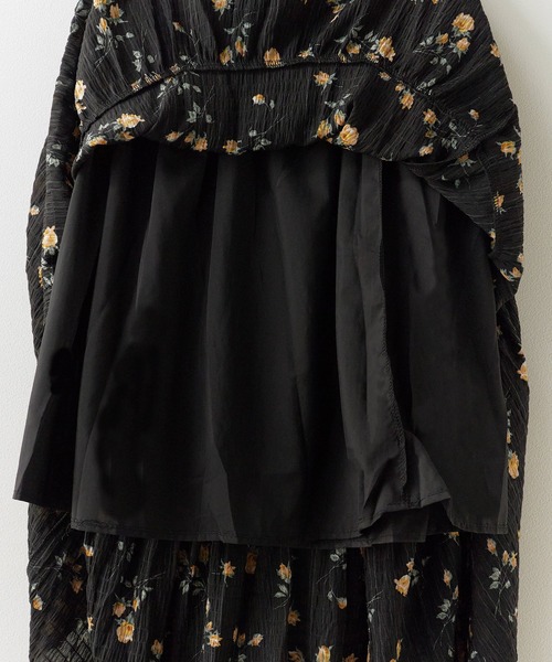 ROOPTOKYO(ループトウキョウ)の「Floral Pattern Tiered Long Skirt / 小花柄 ティアードロングスカート(スカート・レディース・ホワイト/ブラック・FREE)」の14枚目の写真