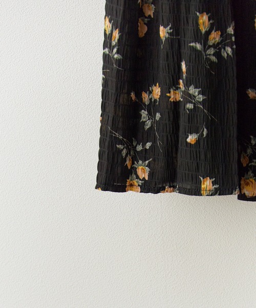 セール】Floral Pattern Tiered Long Skirt / 小花柄 ティアードロング