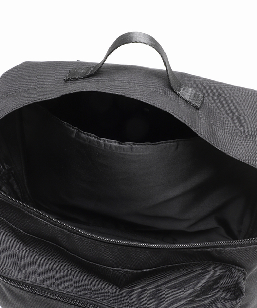 OUTDOOR PRODUCTS(アウトドアプロダクツ)の「OUTDOOR PRODUCTS ex LUMBAR PACK ユニセックス使用可(ショルダーバッグ・レディース・ブラック・FREE)」の13枚目の写真