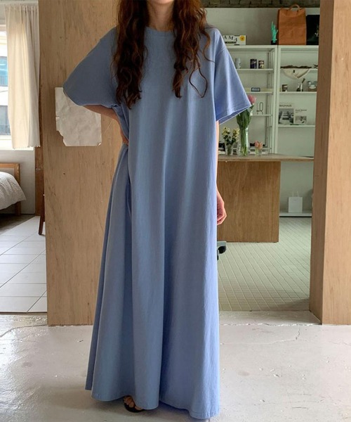 DAY CLOSET(デイ クローゼット)の「レディース 半袖オーバーサイズリラクシーマキシワンピース ルームウェア(ワンピース・レディース・ブルー/ブラック/ラベンダー/ベージュ/ホワイト・FREE)」の4枚目の写真