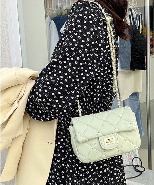 Lace Ladies(レースレディース)の「コンパクト スクエア キルティング チェーン ショルダーバッグ(ショルダーバッグ・レディース・ブラック/アイボリー/ミント/ピンク・FREE)」の12枚目の写真