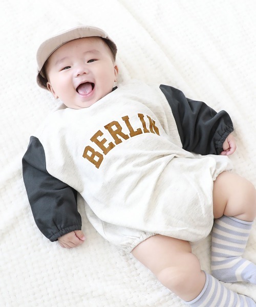 devirock（デビロック）の「綿100％ バイカラー スウェットロンパース（ロンパース・キッズ・ブルー系その他/ブラック系その他/ブルー系その他2/ベージュ系その他・80ｃｍ/70cm）」の2枚目の写真