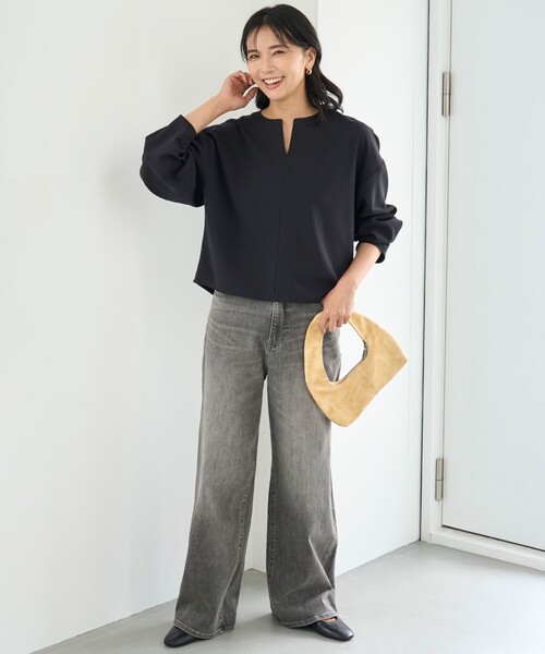UNFILO(アンフィーロ)の「【UNFILO DENIM/新色追加】撥水ストレッチ ルーズワイドデニム(その他パンツ・レディース・ネイビー系/スカイブルー系1/ライトグレー系1/サックスブルー系1/ホワイト系/スカイブルー系・XX-LARGE/X-LARGE)」の11枚目の写真