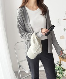 Amulet（アミュレット）の「日差し避けや冷房対策にも◎　長袖ライトパーカー（パーカー）」