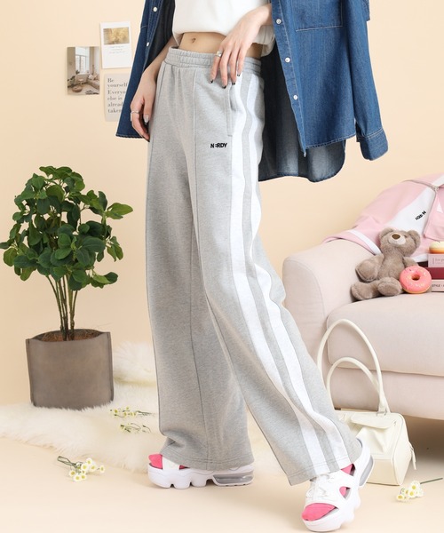 NERDY(ノルディ)の「ボールドNYスウェットパンツ(スウェットパンツ・レディース・ピンク/グレー・SS/S)」の7枚目の写真