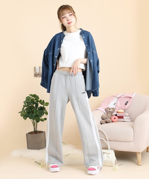 NERDY(ノルディ)の「ボールドNYスウェットパンツ(スウェットパンツ・レディース・ピンク/グレー・SS/S)」の10枚目の写真