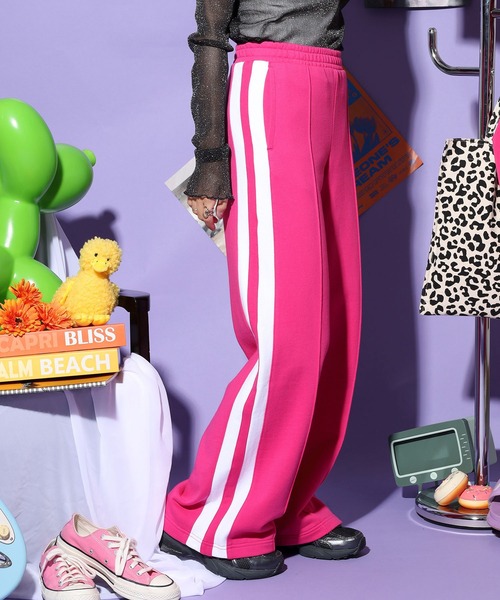 NERDY(ノルディ)の「ボールドNYスウェットパンツ(スウェットパンツ・レディース・ピンク/グレー・SS/S)」の15枚目の写真
