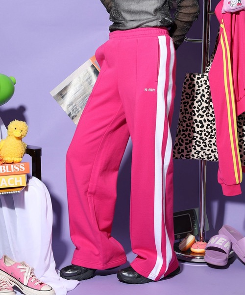 NERDY(ノルディ)の「ボールドNYスウェットパンツ(スウェットパンツ・レディース・ピンク/グレー・SS/S)」の14枚目の写真