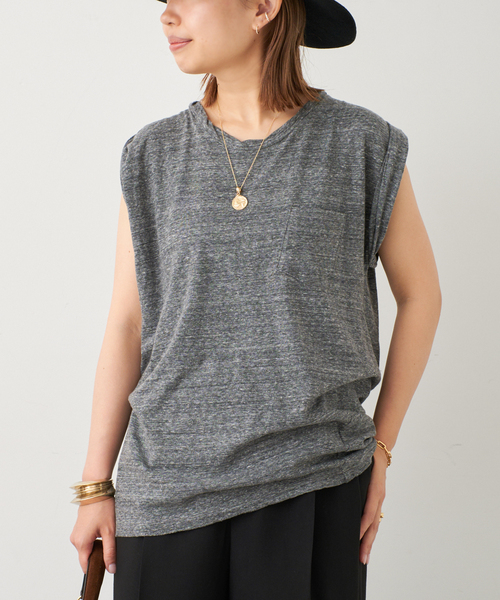 Deuxieme Classe（ドゥーズィエムクラス）の「*TWIST タンクトップ（Tシャツ/カットソー・レディース・ブラック/キャメル/チャコールグレー・FREE）」の18枚目の写真