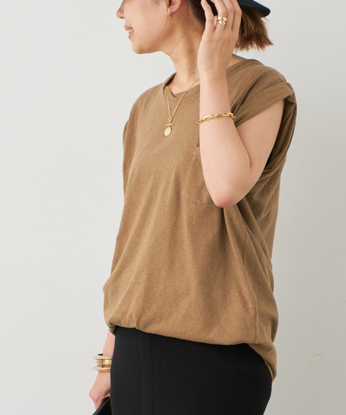 Deuxieme Classe（ドゥーズィエムクラス）の「*TWIST タンクトップ（Tシャツ/カットソー・レディース・ブラック/キャメル/チャコールグレー・FREE）」の8枚目の写真