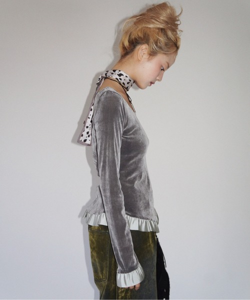 musubore(ムスボレ)の「bi-color flocky frill tops / フロッキーフリルトップス(Tシャツ/カットソー・レディース・グレー/パープル・FREE)」の21枚目の写真