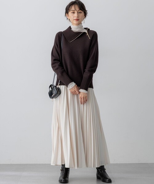 23区（ニジュウサンク）の「【CLASSY.掲載/洗える】スムージーコットン タートルネック ニット（ニット/セーター・レディース・ブラック系/ホワイト系1/ホワイト系/ベージュ系・40/38）」の17枚目の写真