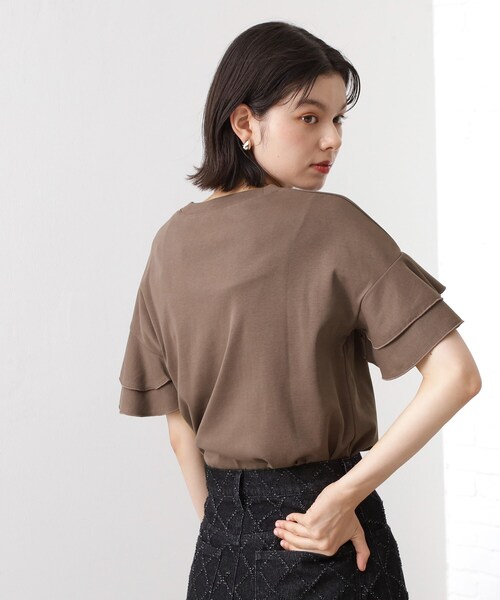 THE SHOP TK (ザ ショップ ティーケー )の「【汗染み防止】袖フリルTシャツ【UVカット/洗濯機OK】(Tシャツ/カットソー・レディース・オフホワイト/サックスブルー/ブラウン系/スミクロ・13/12)」の17枚目の写真